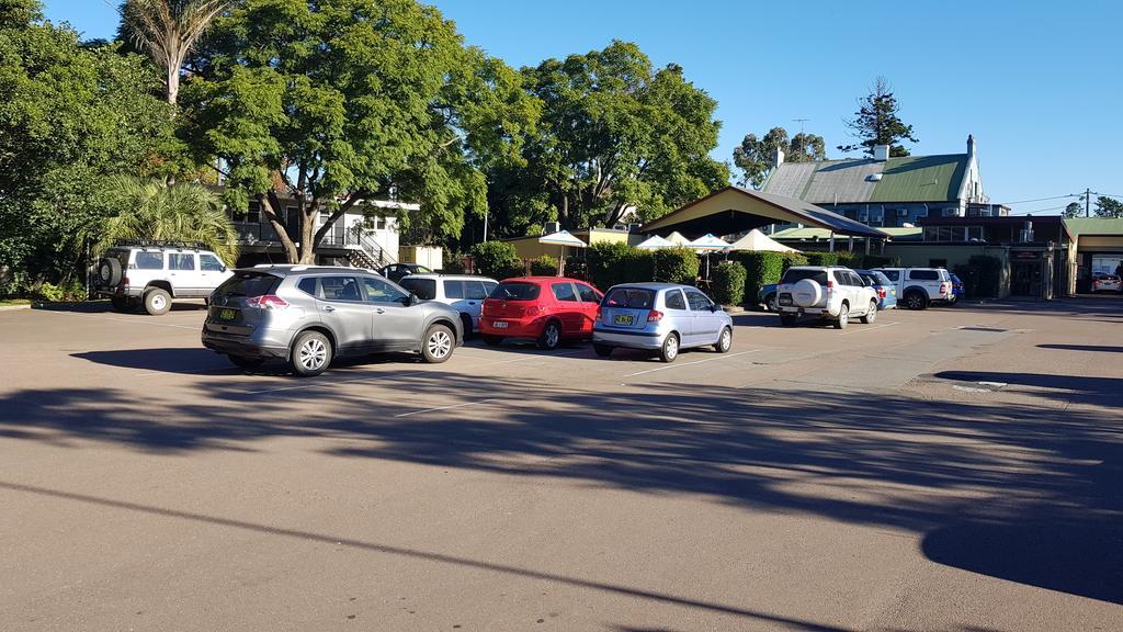 Royal Hotel Singleton Bagian luar foto