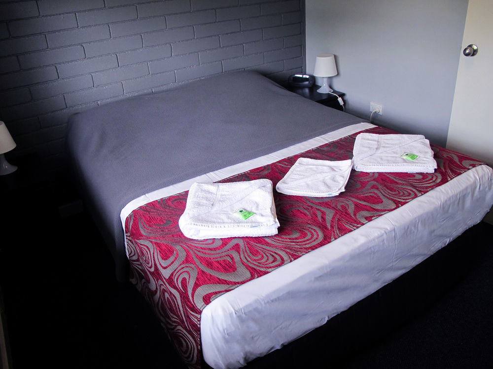 Royal Hotel Singleton Bagian luar foto