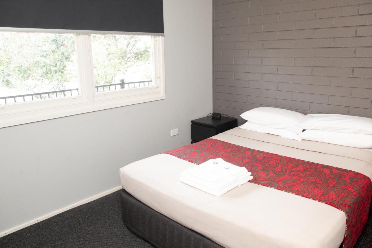 Royal Hotel Singleton Bagian luar foto