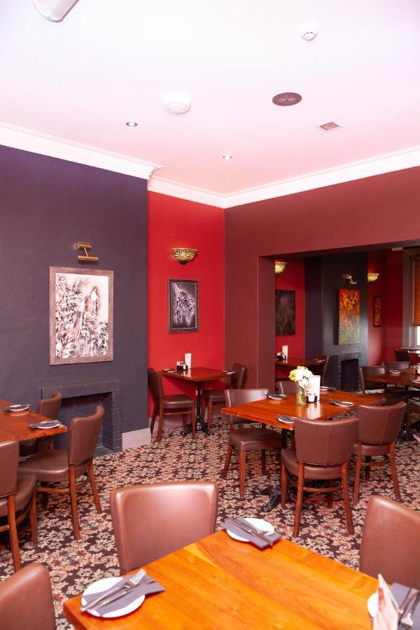 Royal Hotel Singleton Bagian luar foto