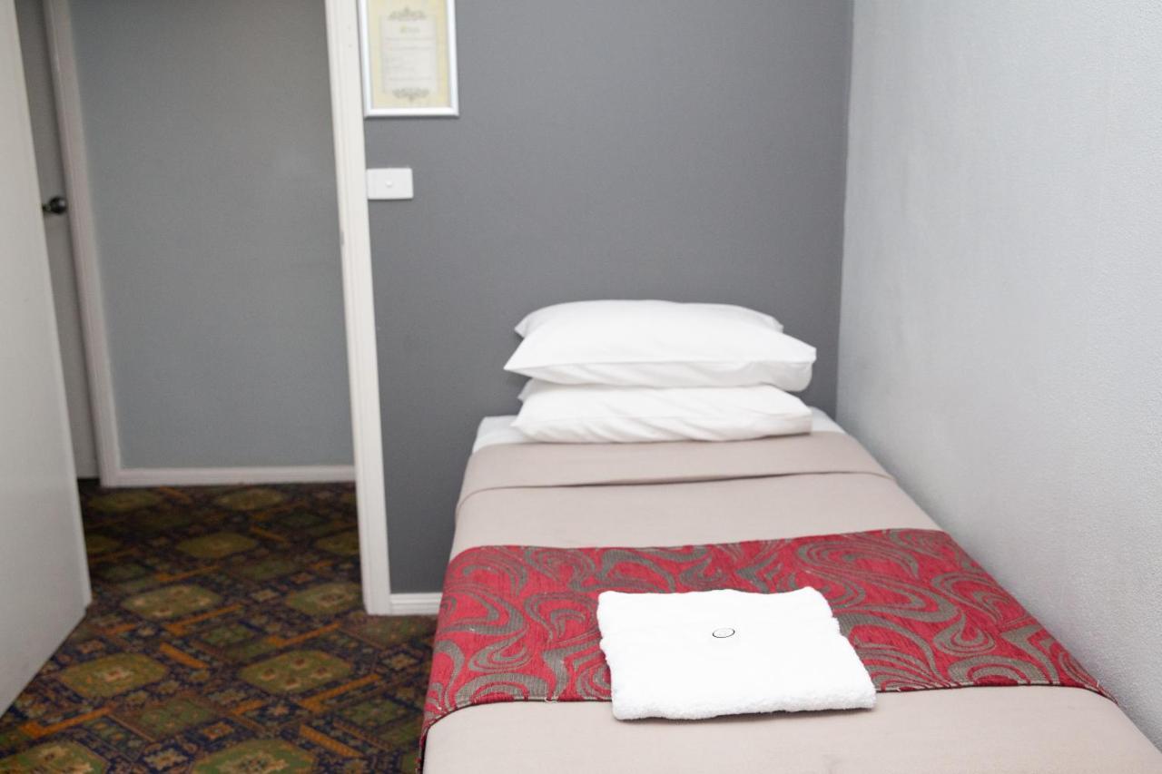Royal Hotel Singleton Bagian luar foto