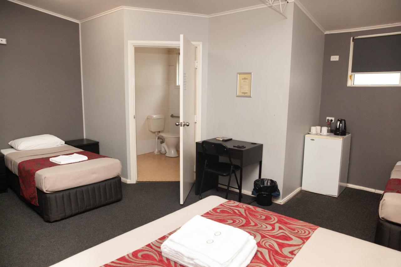 Royal Hotel Singleton Bagian luar foto
