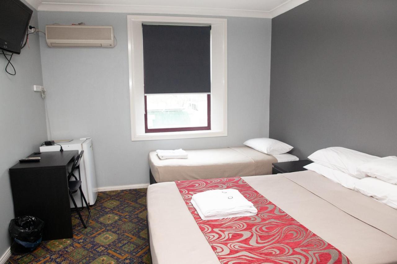 Royal Hotel Singleton Bagian luar foto